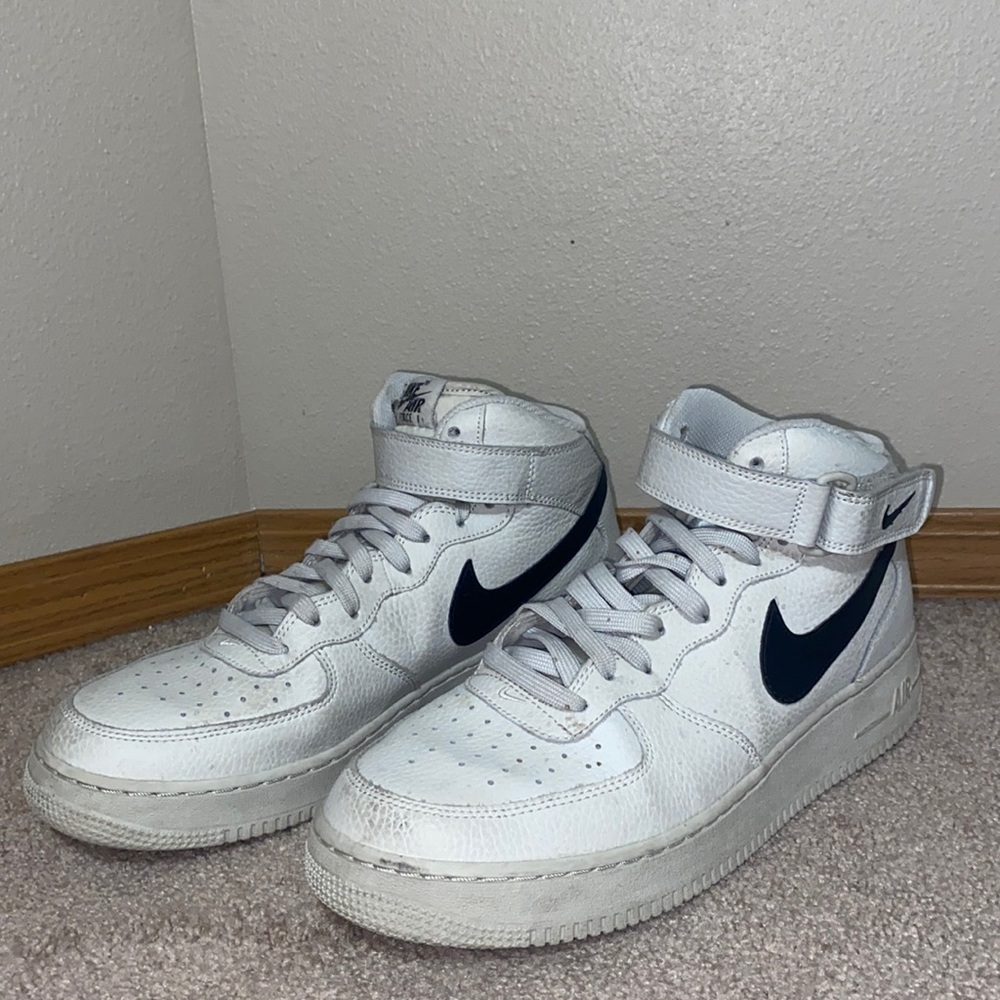 Men’s high top Air Force 1
